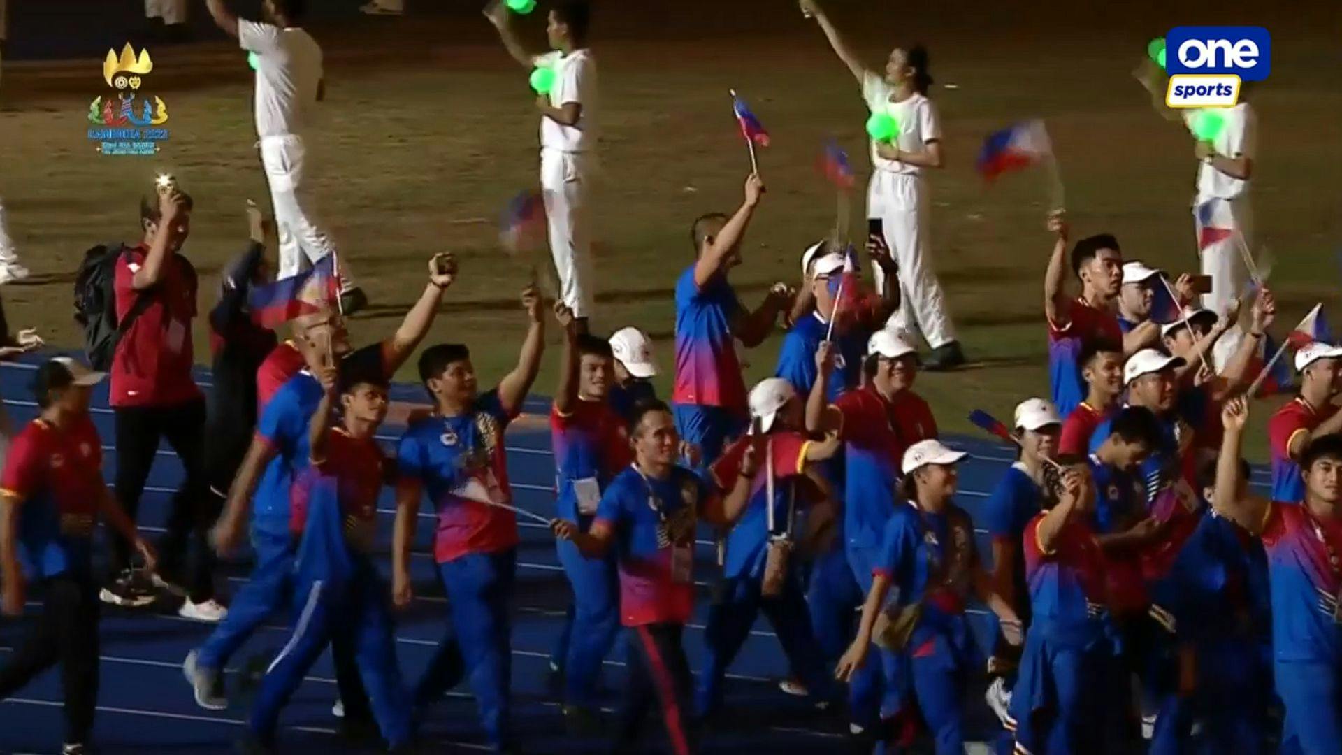 SEA Games athletes parade in Cambodia